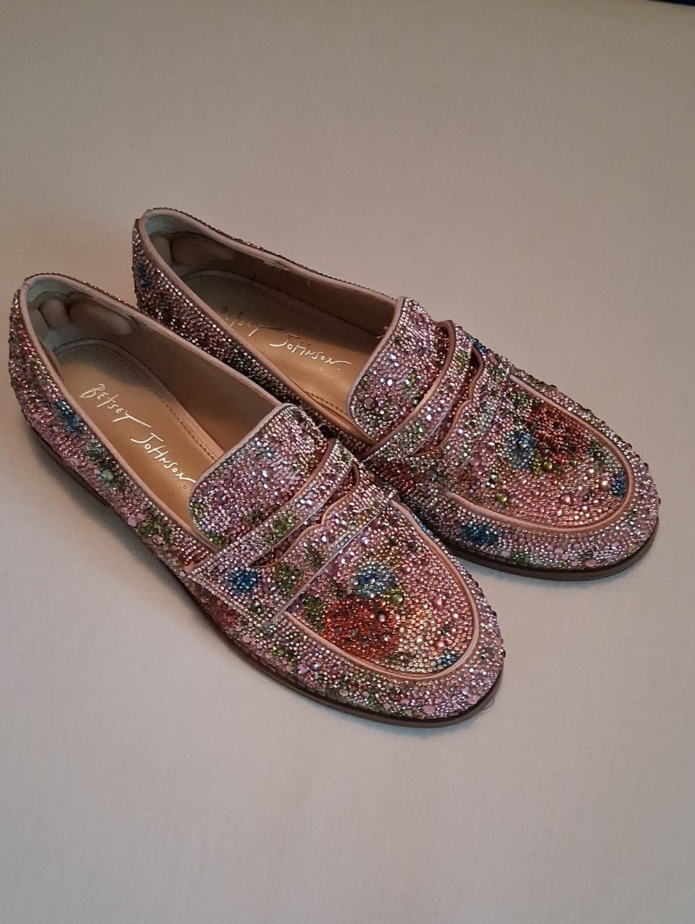 Betsey Johnson bejeweled rhinestone Loafers In a Sz. 9